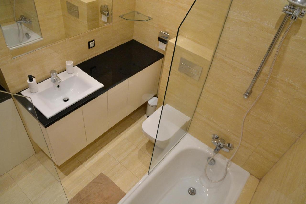 وارسو Azyl Apartments المظهر الخارجي الصورة